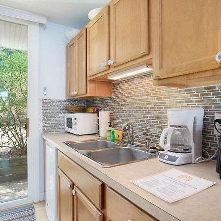 Waterside Suites Saugatuck Luaran gambar