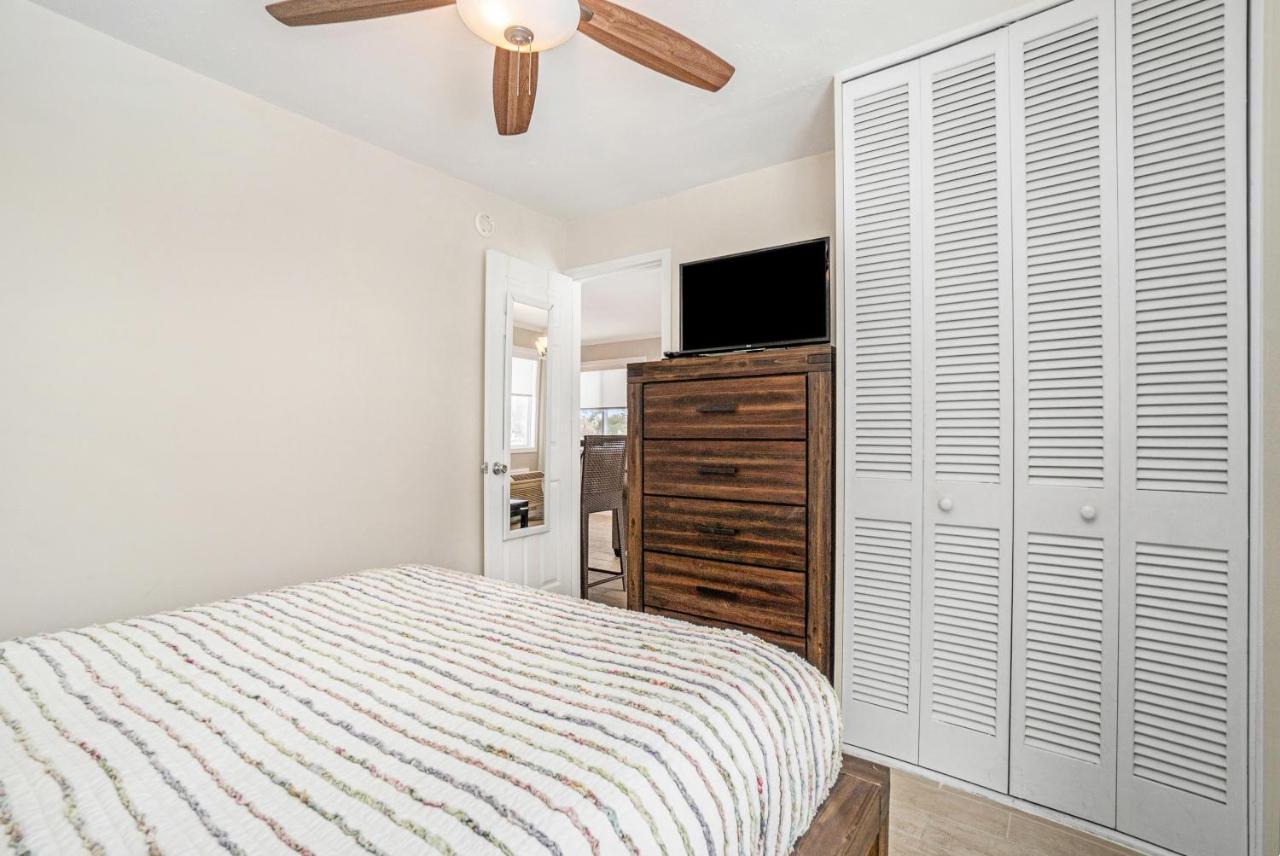 Waterside Suites Saugatuck Bilik gambar